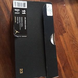 Air Jordan Vlll 8 *    Black/Grey. Sz11 shoes.